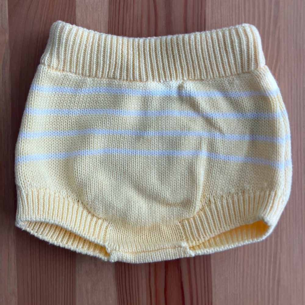 Fin + Vince Banana Yellow Striped Knit Baby Bloomers 0-3m
